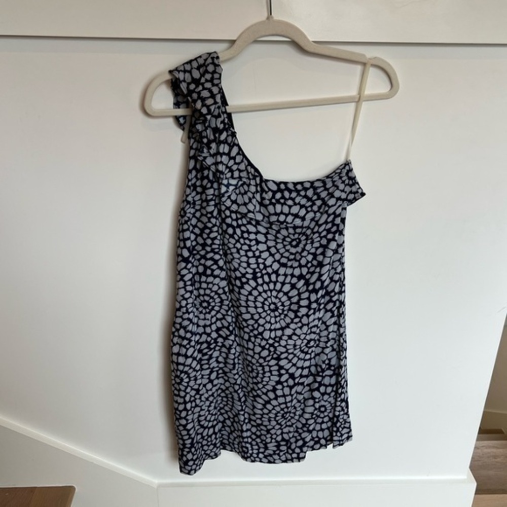 Audrey One Shoulder Ruffle Navy and White Circle Pattern Dress NWT Medium